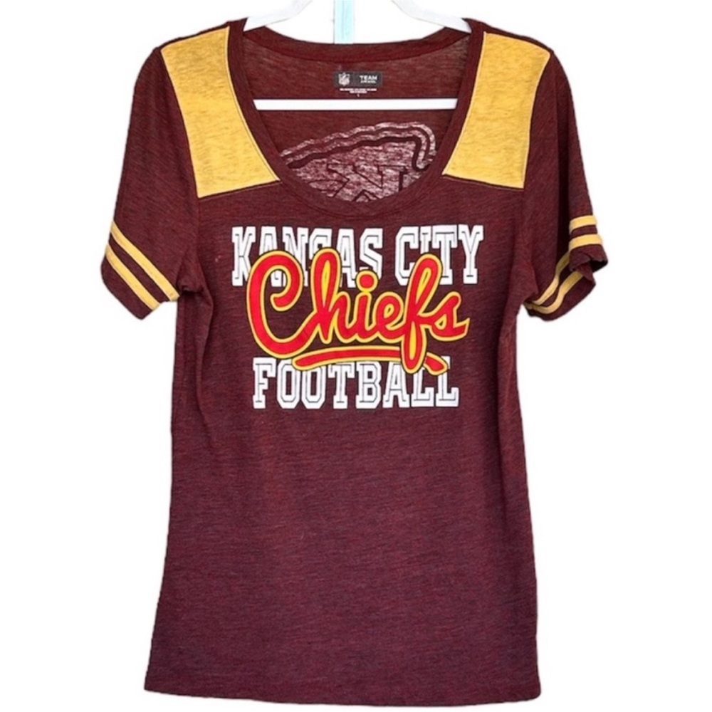 NFL Football Team Apparel Kansas City Chiefs Maroon and Gold T-Shirt Size L
